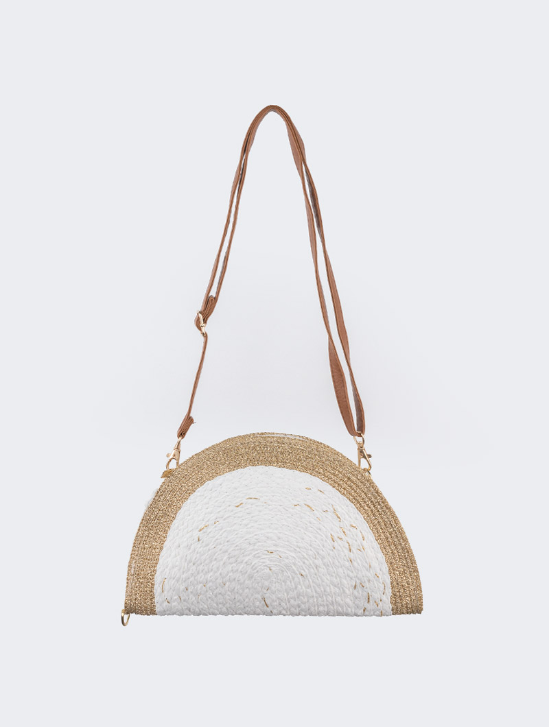 Sac pochette en raphia